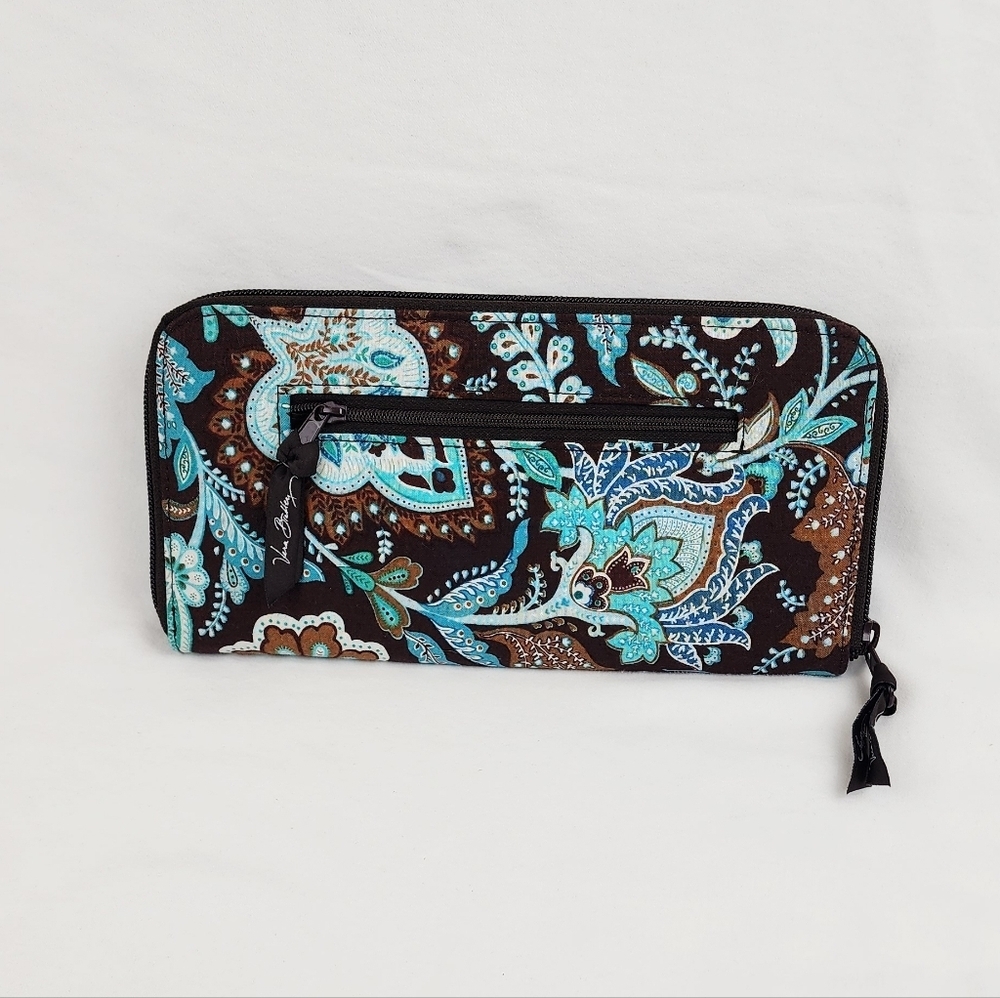 Vera Bradley Women's Brown and Blue Paisley Wallet - Picture 4 of 11